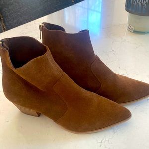 Steve Madden suede camel booties size 8
